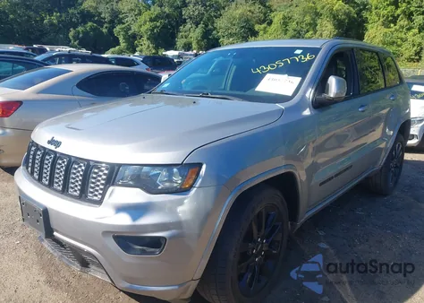 2018 Jeep Grand Cherokee Altitude 4X4 из США, поврежденный, VIN 1C4RJFAG4JC388918